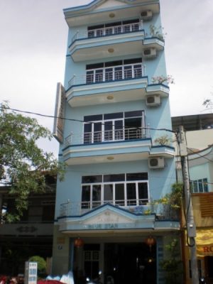 Khách sạn Blue Star trên đường Biệt Thự Nha Trang