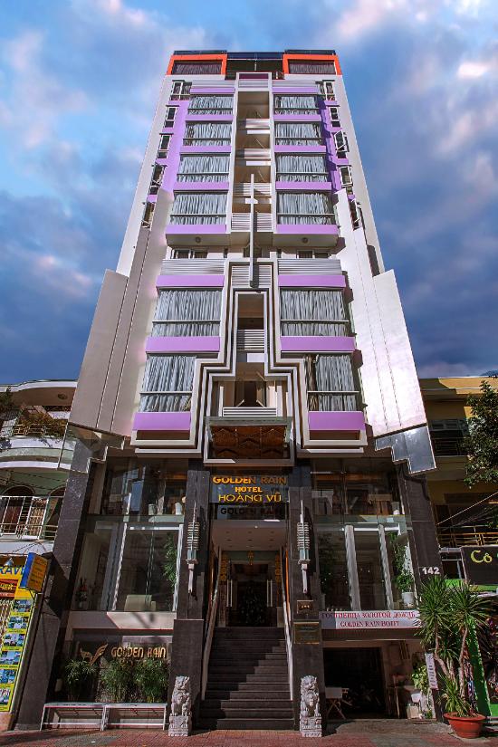 Khách sạn golden rain | đường hùng vương nha trang