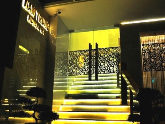 khách sạn nam trung. đường trần phú nha trang