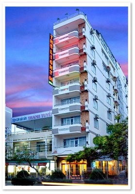 khách sạn the light 4. khách sạn nha trang gần biển