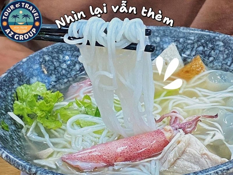Đi Nha Trang ăn gì Cận cảnh bát bún mực chất lượng