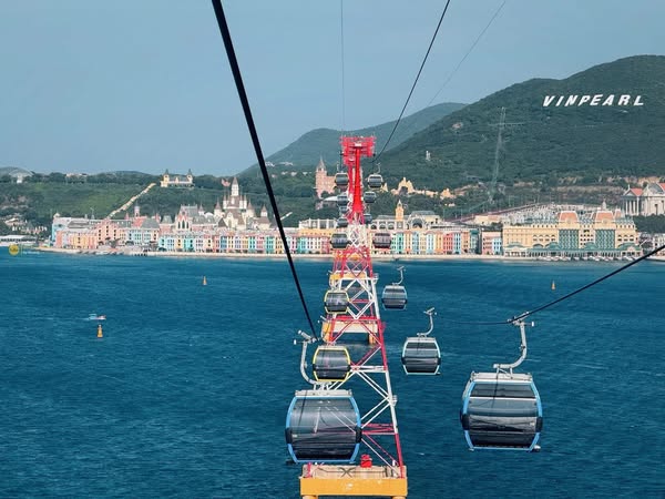 Ưu đãi Thu - Đông: Combo 3N2D Melia Vinpearl Nha Trang Empire Ưu đãi Thu - Đông: Combo 3N2D Melia Vinpearl Nha Trang Empire